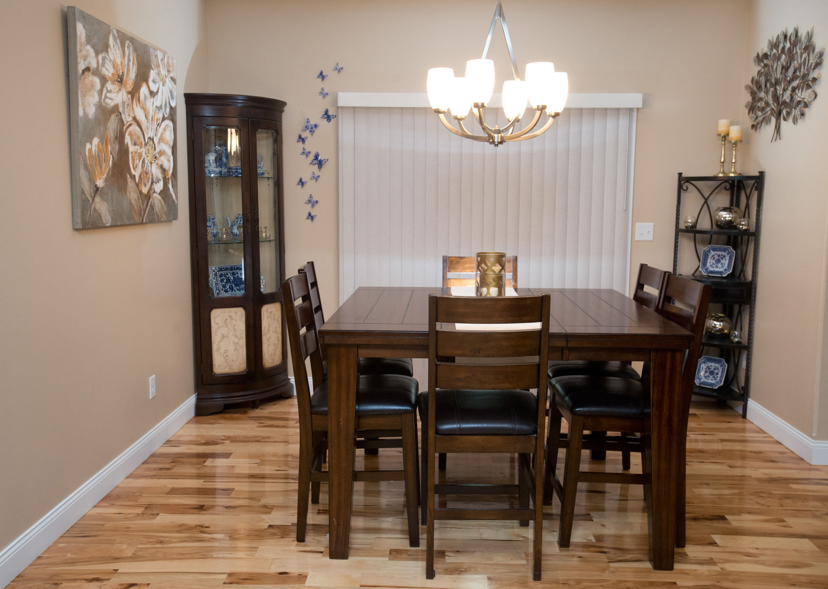 Veronica Leon Home